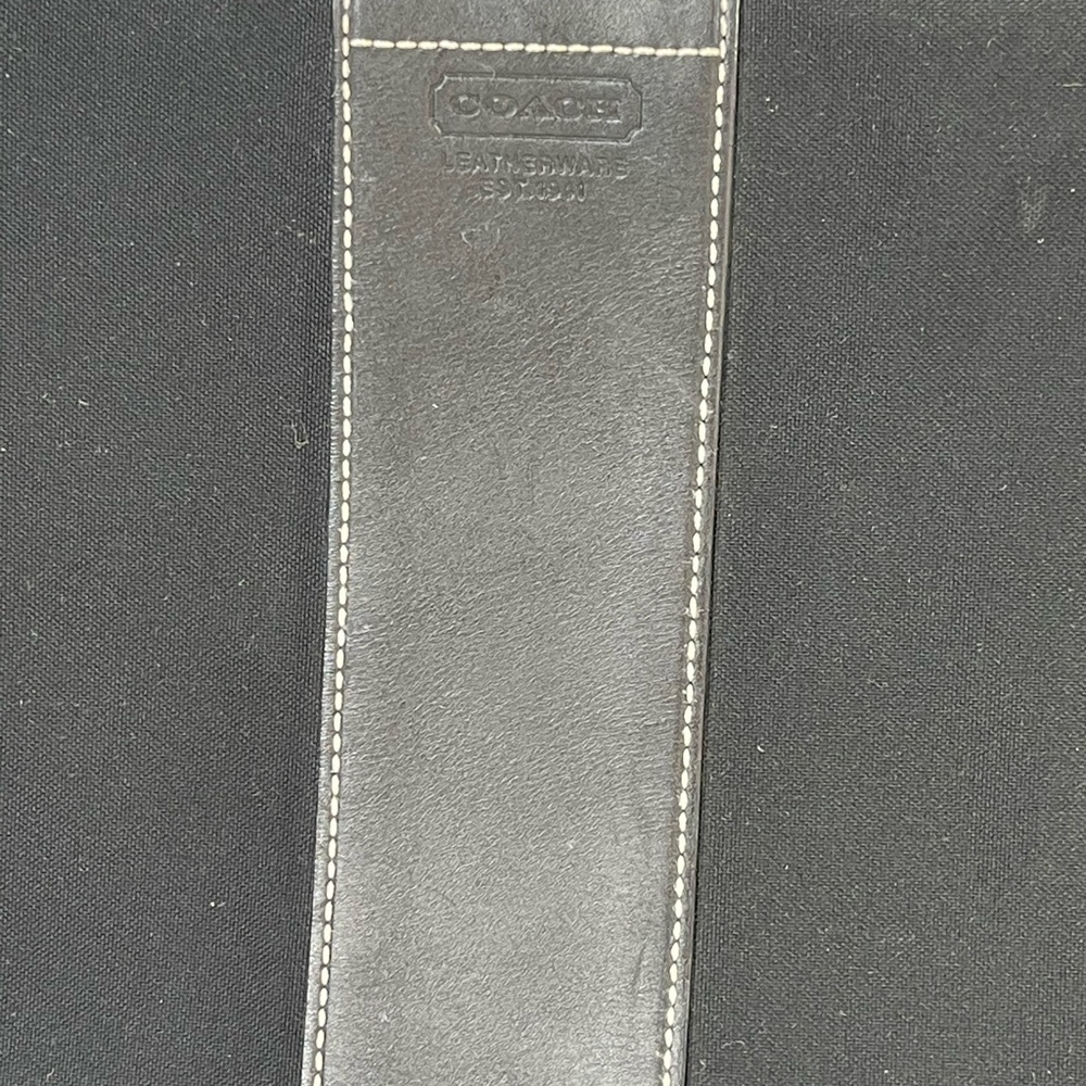 Coach Large Envelop Clutch Purse - Picture 2 of 10